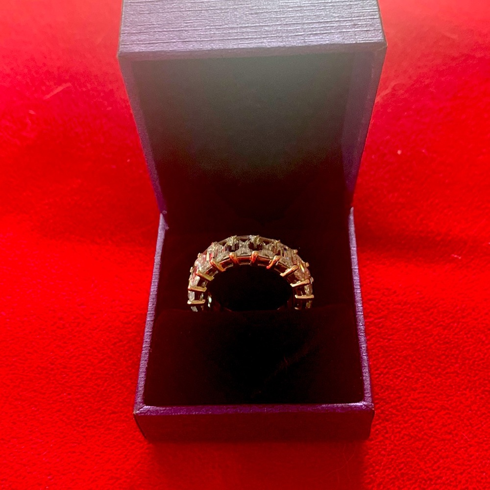 A Classic Women's Stainless Steel CZ Ring size 8